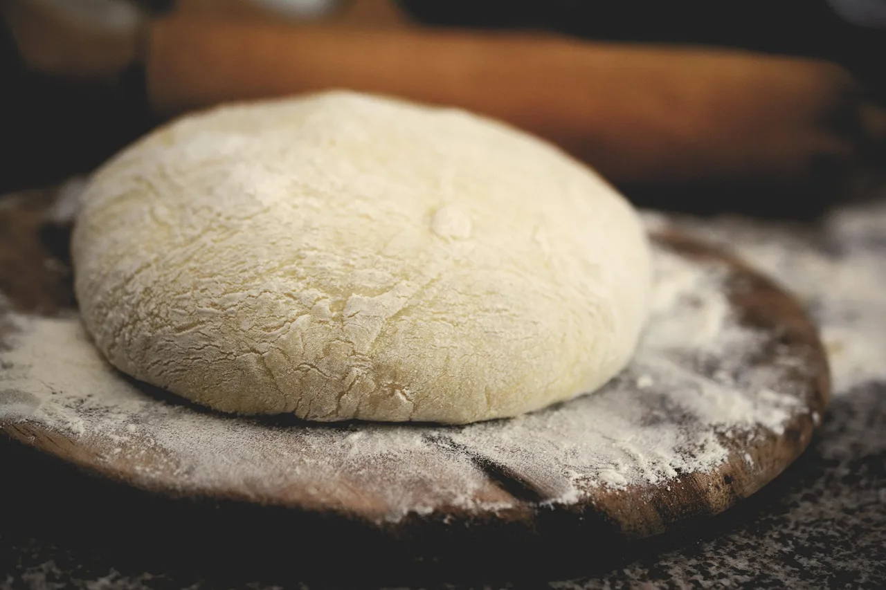 Ciasto drożdżowe na pampuchy