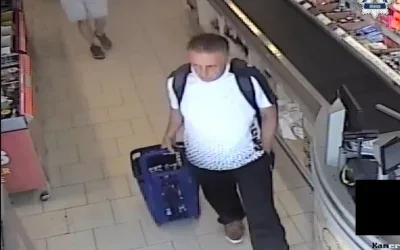 Kradzież w Knurowie: Policja publikuje wizerunki sprawców